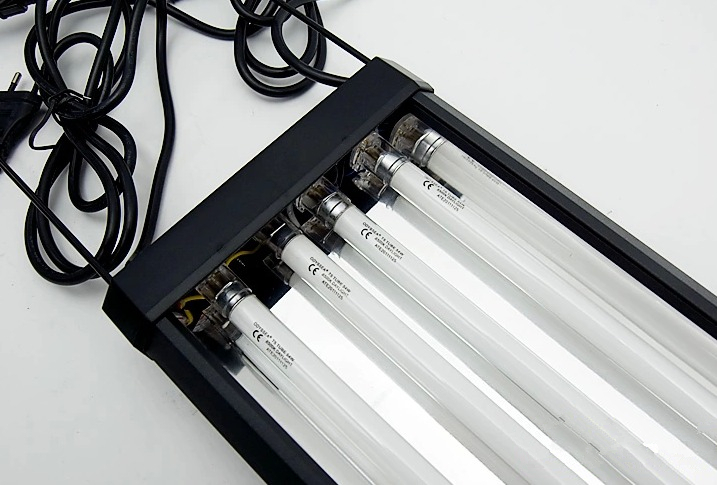odyssea-4-tubes-T5HO-lighting-with-leds-24-60cm-Quad-Aquarium-Lighting-4X24W-6500k-for-plant.jpg